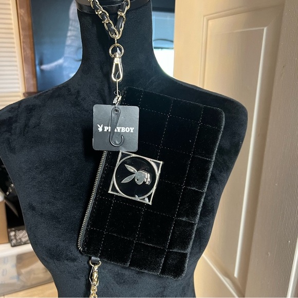 🖤🔥NWT- PLAYBOY Black Bunny Pouch🖤🔥 - Picture 7 of 9